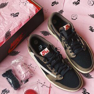 Air Jordan 1 Retro Low OG SP Travis Scott Mocha CQ4277-001
